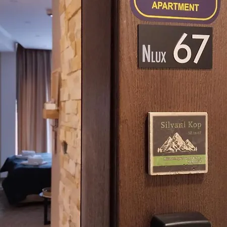 Silvani Kop Nlux67, Milmari & Apartman